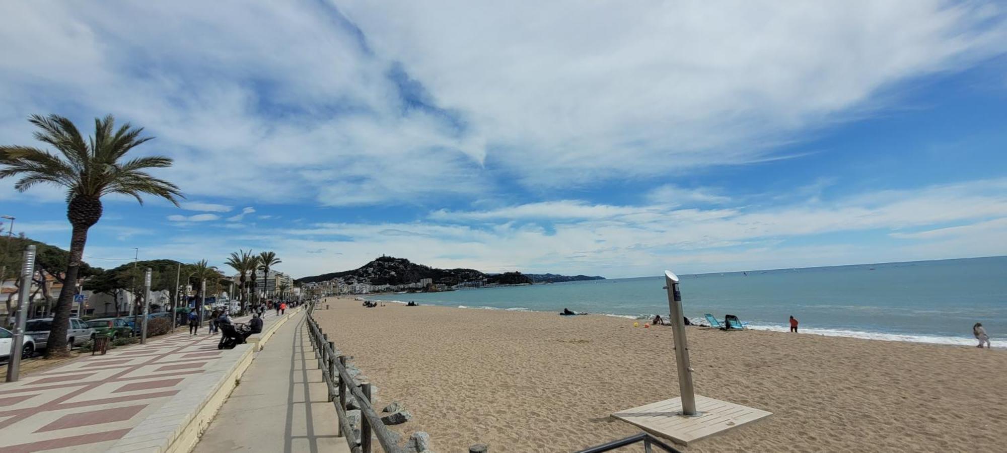 Vistes Al Mar Ideal Per Parelles I Teletreball Бланес Экстерьер фото