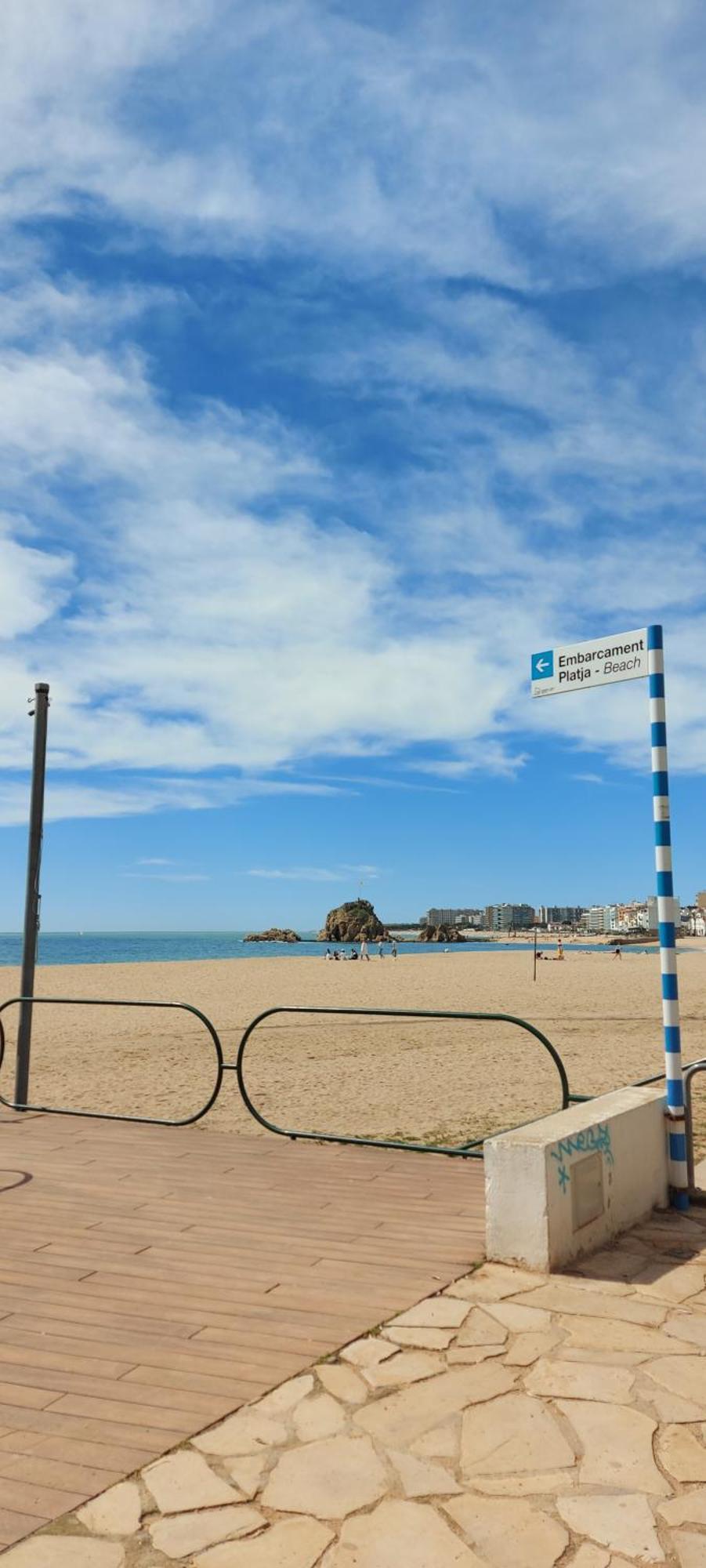 Vistes Al Mar Ideal Per Parelles I Teletreball Бланес Экстерьер фото