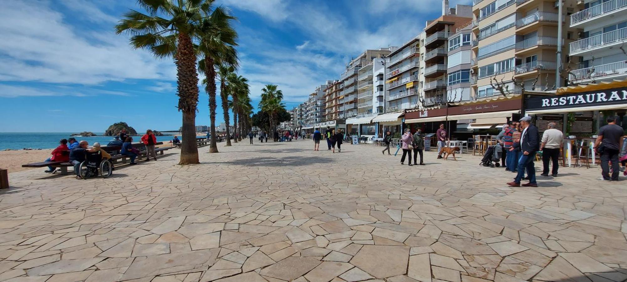 Vistes Al Mar Ideal Per Parelles I Teletreball Бланес Экстерьер фото
